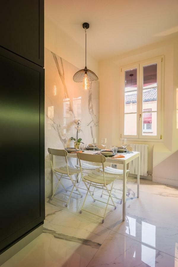 Luxury Apartment In Palazzo Spada Bologna Eksteriør bilde